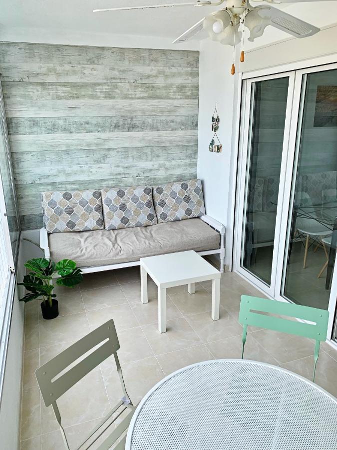 Sunny Beach Retreat Apartment Santa Pola Bagian luar foto