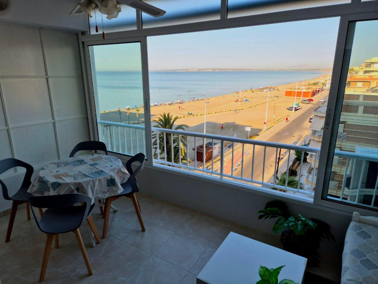 Sunny Beach Retreat Apartment Santa Pola Bagian luar foto